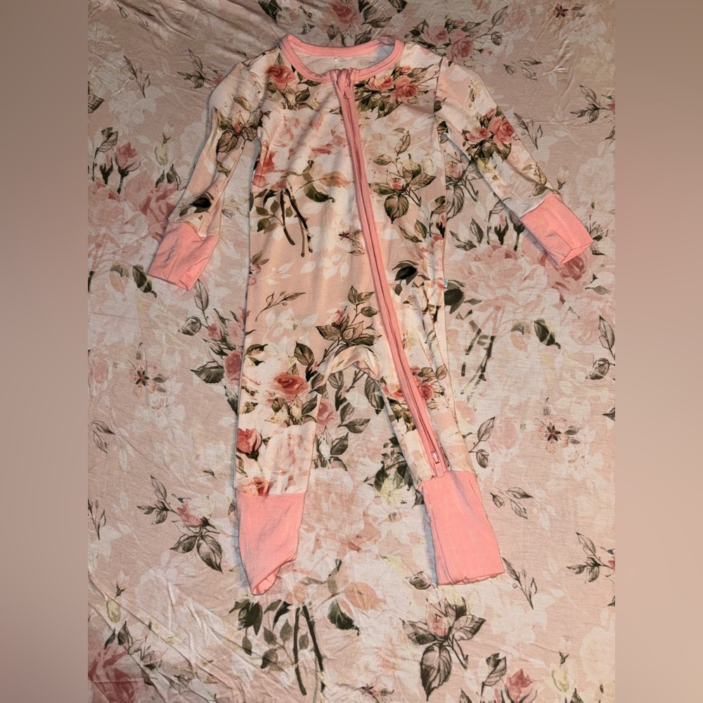 Posh peanut bamboo convertible footie and swaddle camo bundle